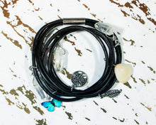 Load image into Gallery viewer, Universal Charge (Clear Quartz)